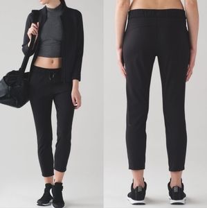 Lululemon Black On the Fly Pants 28" Luxtreme